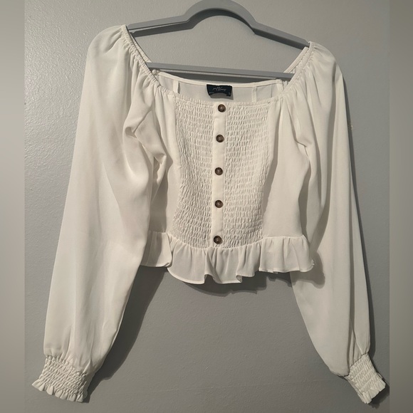 Pants - NWOT smocked cropped longsleeve top